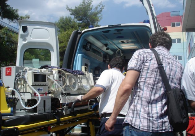 Αεροδιακομίδες SOS ιατροί